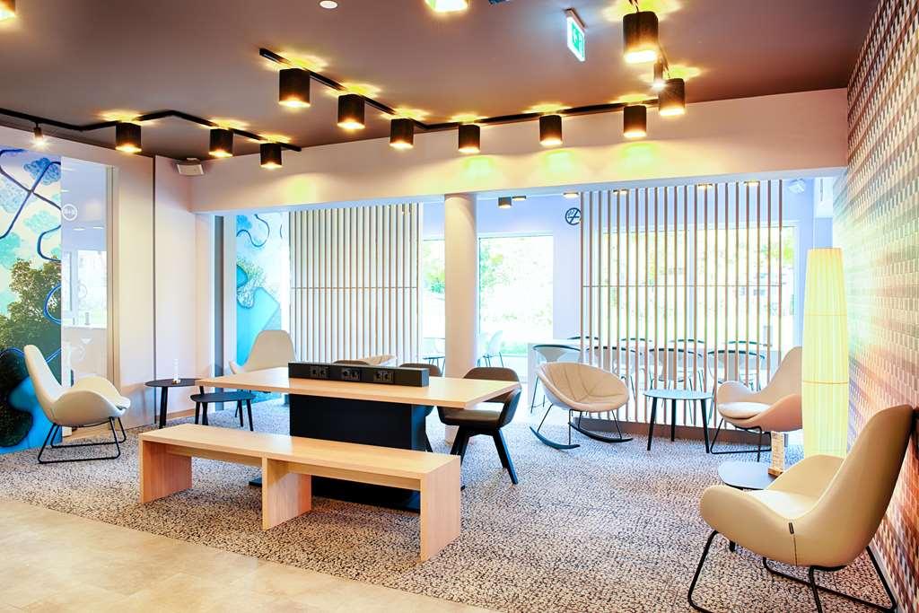 B&B Hotel Ravensburg Seengen Интериор снимка