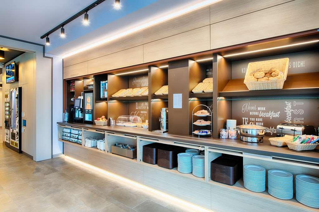B&B Hotel Ravensburg Seengen Ресторант снимка